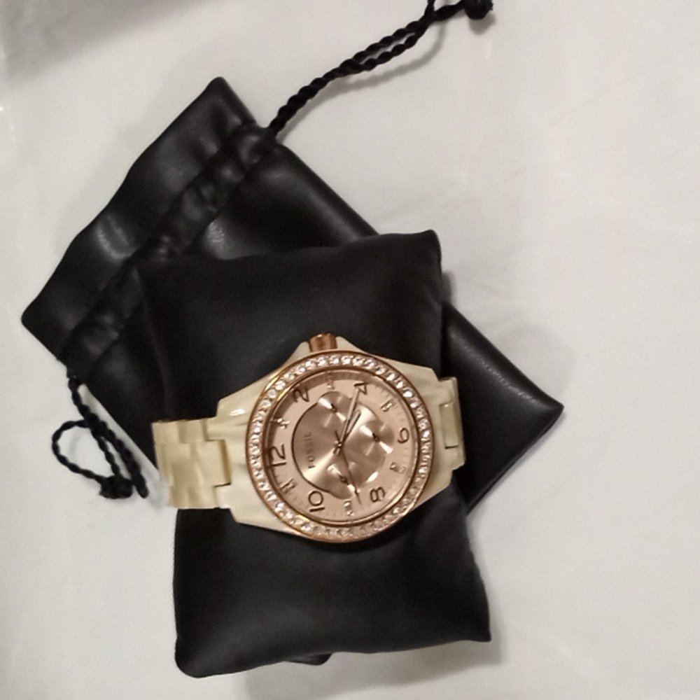 Fossil jewel jam riley watch